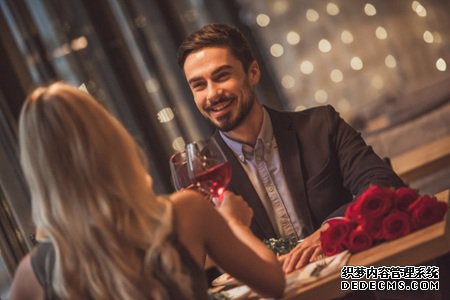 女生想要经营恋爱，就要学会自动出击