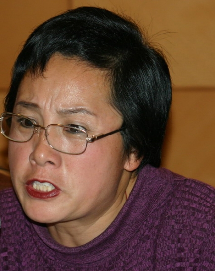 女保健大夫饶颖