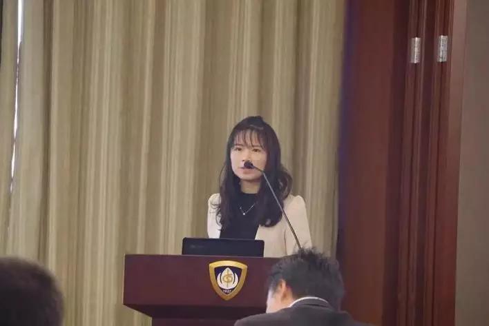 复旦女博士李敏劈腿4男始末 男医生硕导陆炎吃袄渲烁?药自杀原因 陆