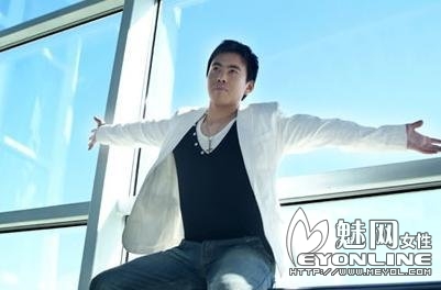 拒绝爱上事业“空怀念”男！